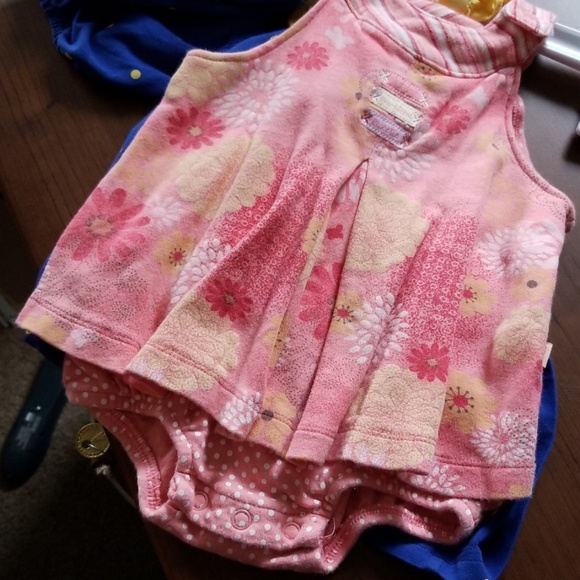 Two outfits - Picture 2 of 2